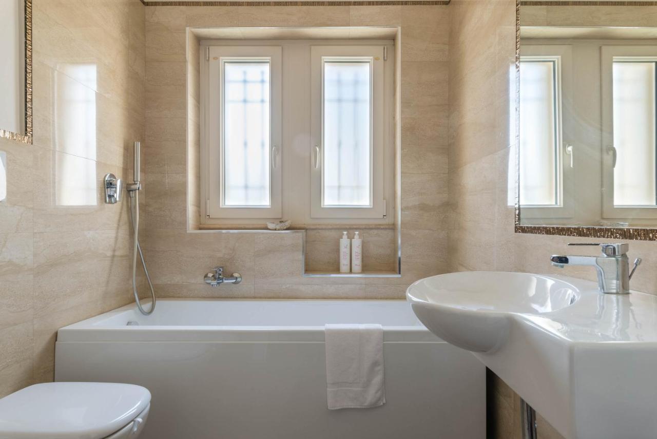 バーリCasa Agapantus Con Piscina Da Giugnoアパートメント エクステリア 写真